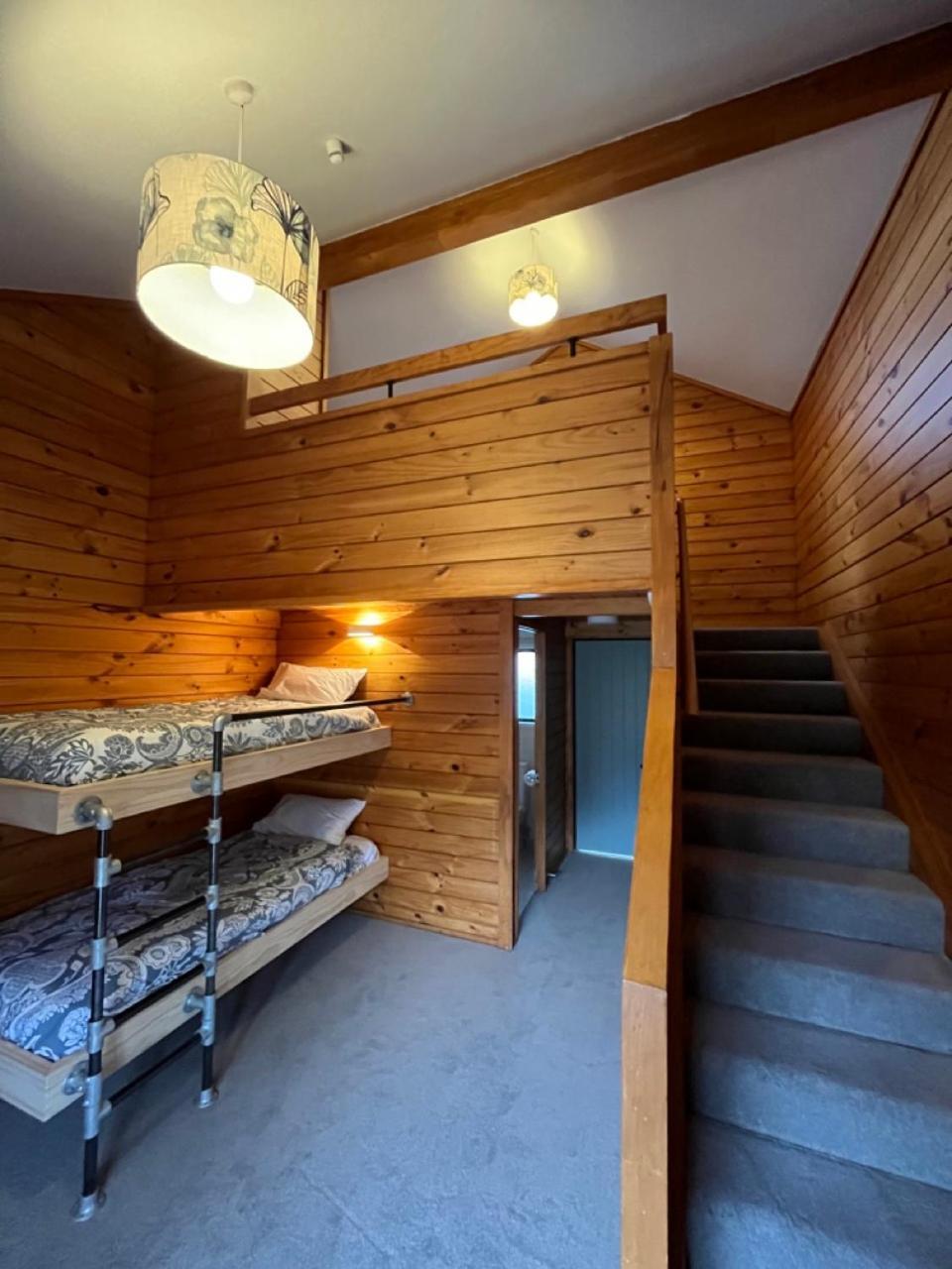 Smoke Lake Hot Springs Lodge & Camp Rotorua Exterior foto
